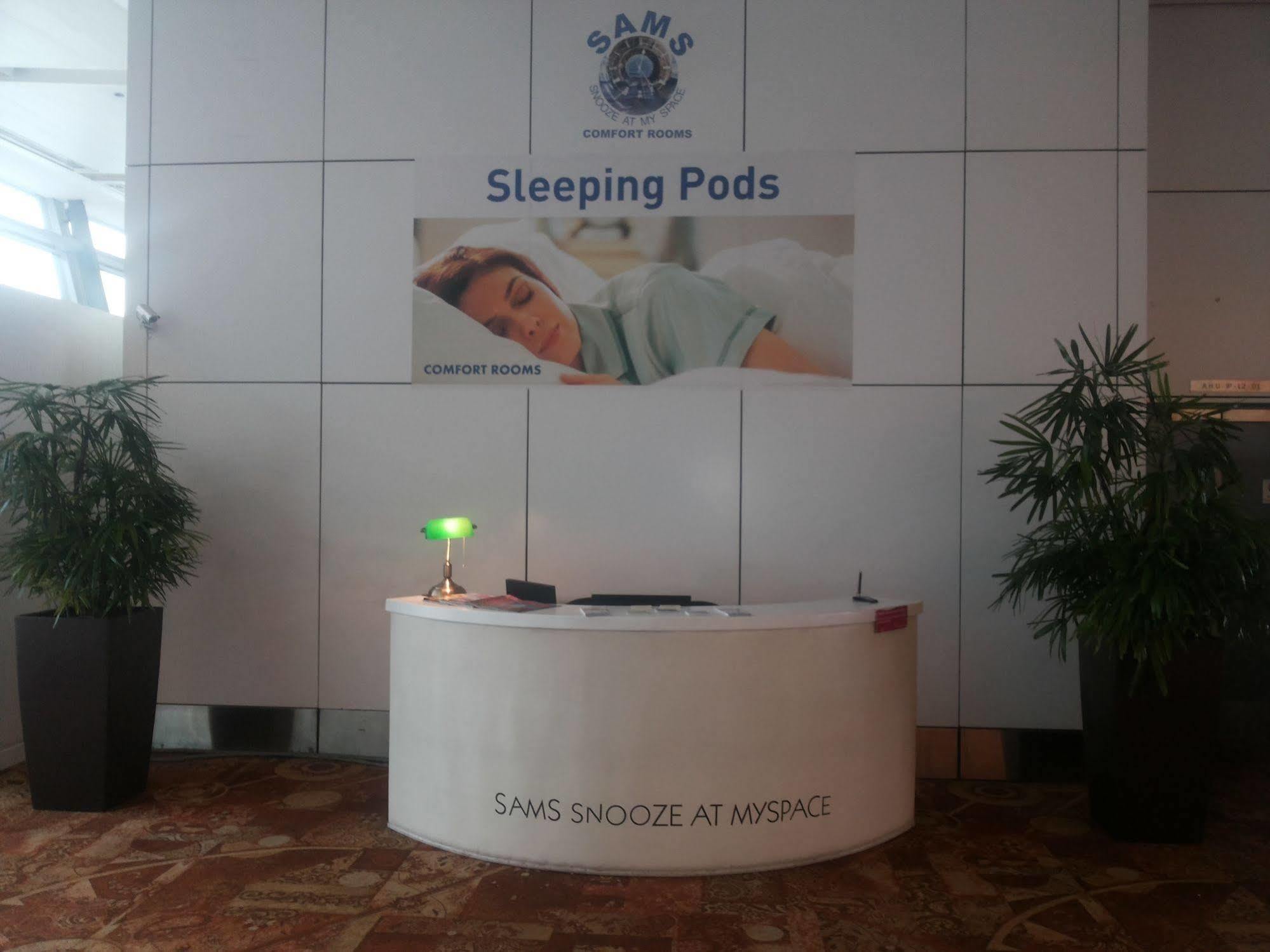 Sams Snooze At My Space ニューデリー エクステリア 写真